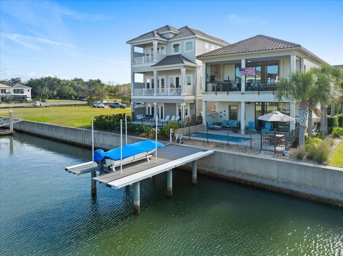 Listing photo id 68 for 16 Spinaker Circle