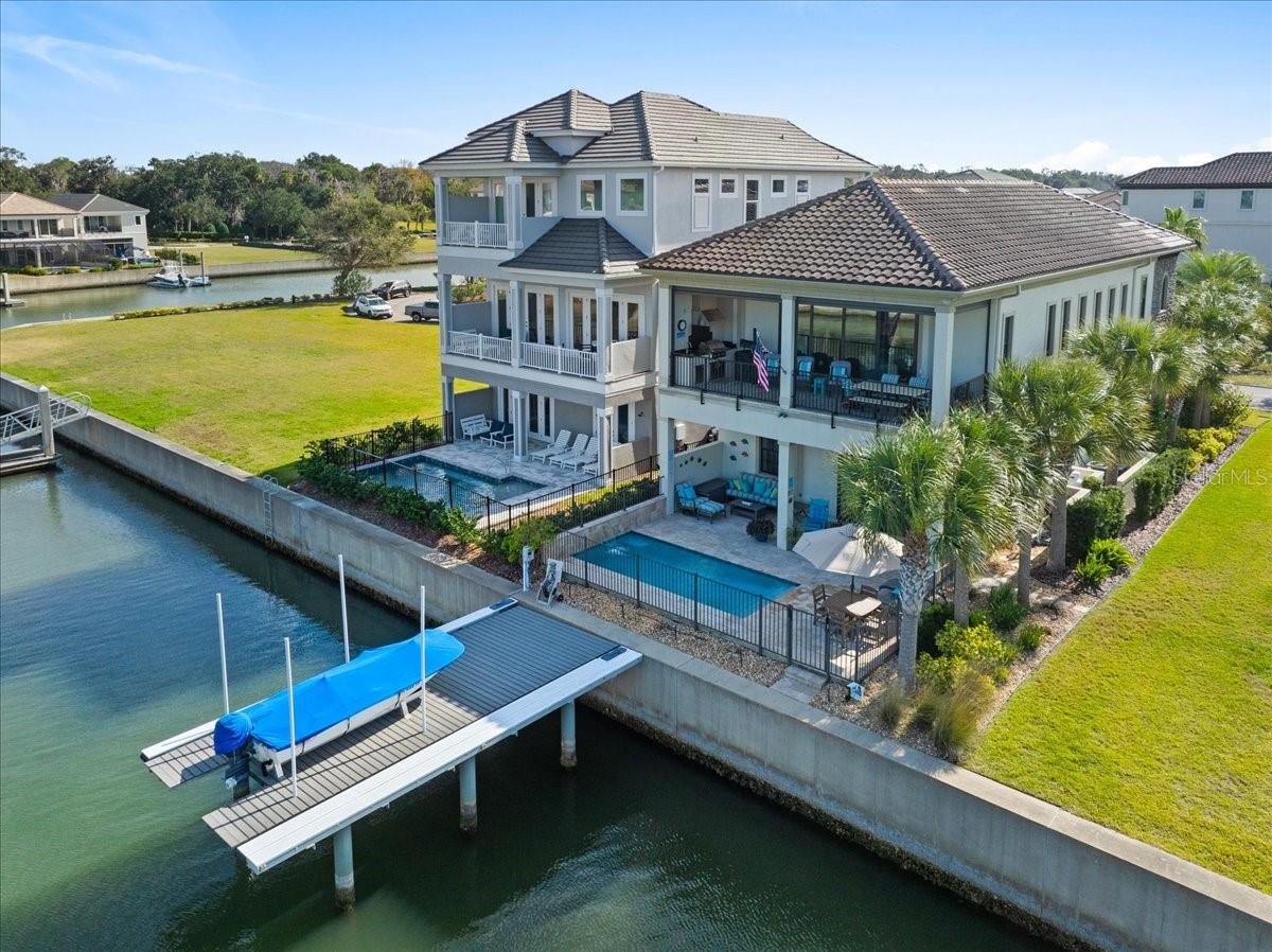 Listing photo id 71 for 16 Spinaker Circle