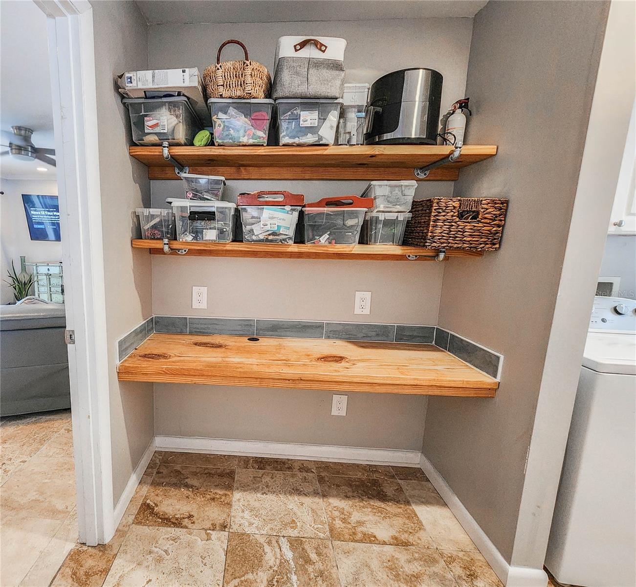 Image 24 of 71 For 24 Claridge Court S