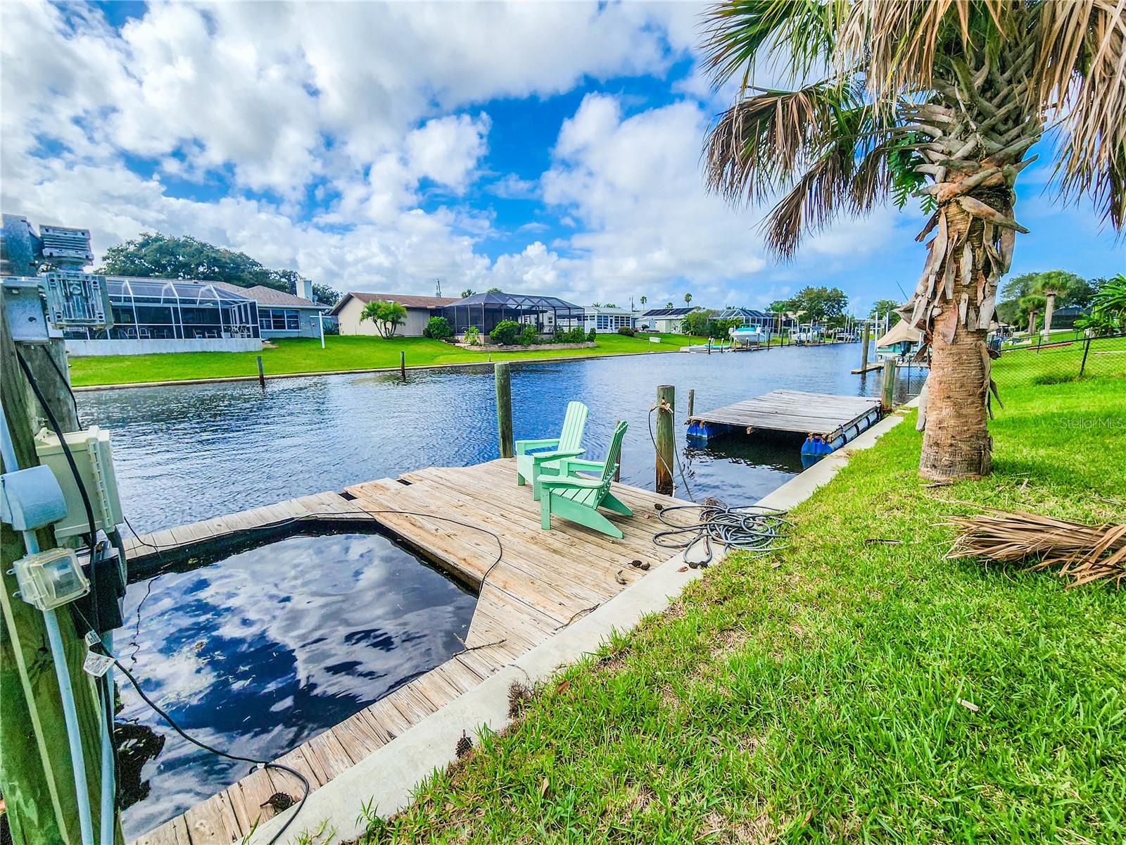 Image 64 of 71 For 24 Claridge Court S