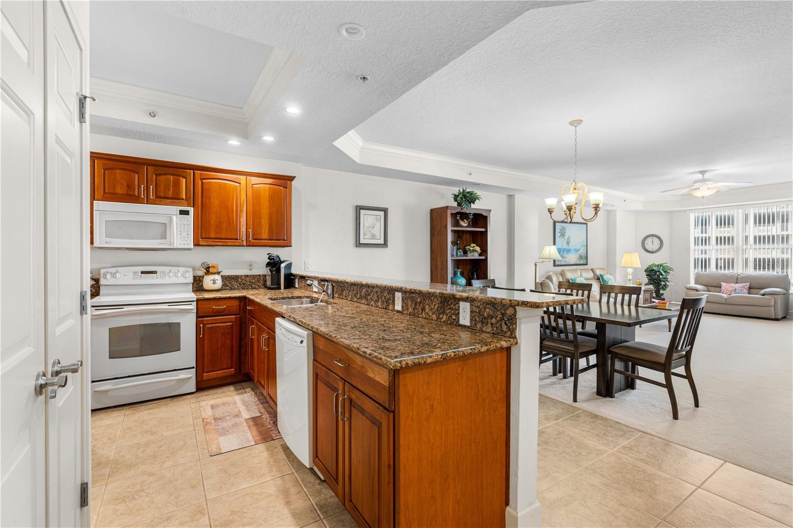 Image 14 of 56 For 2403 Atlantic Avenue 309