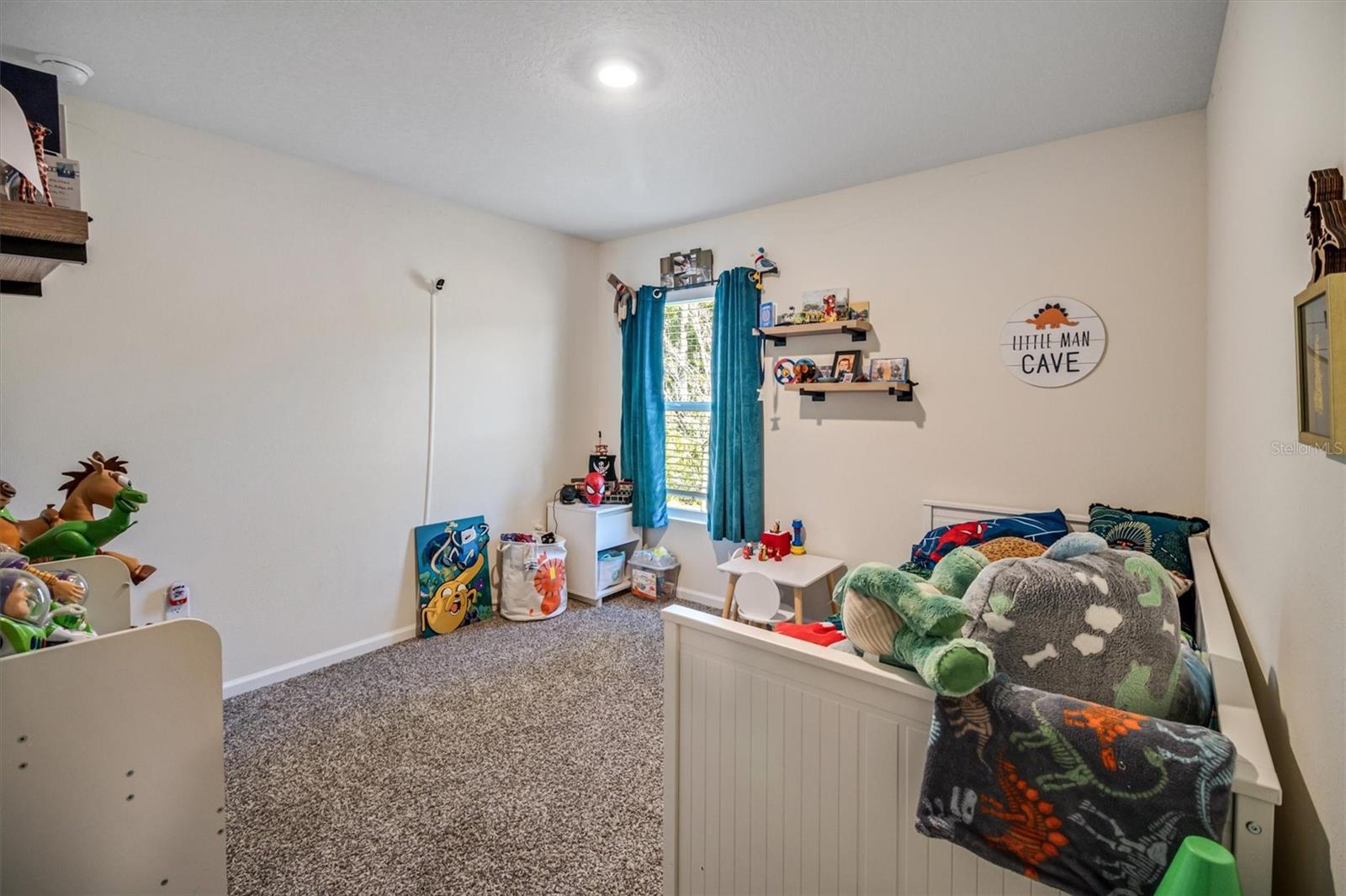 Image 14 of 36 For 176 Falcon Ridge