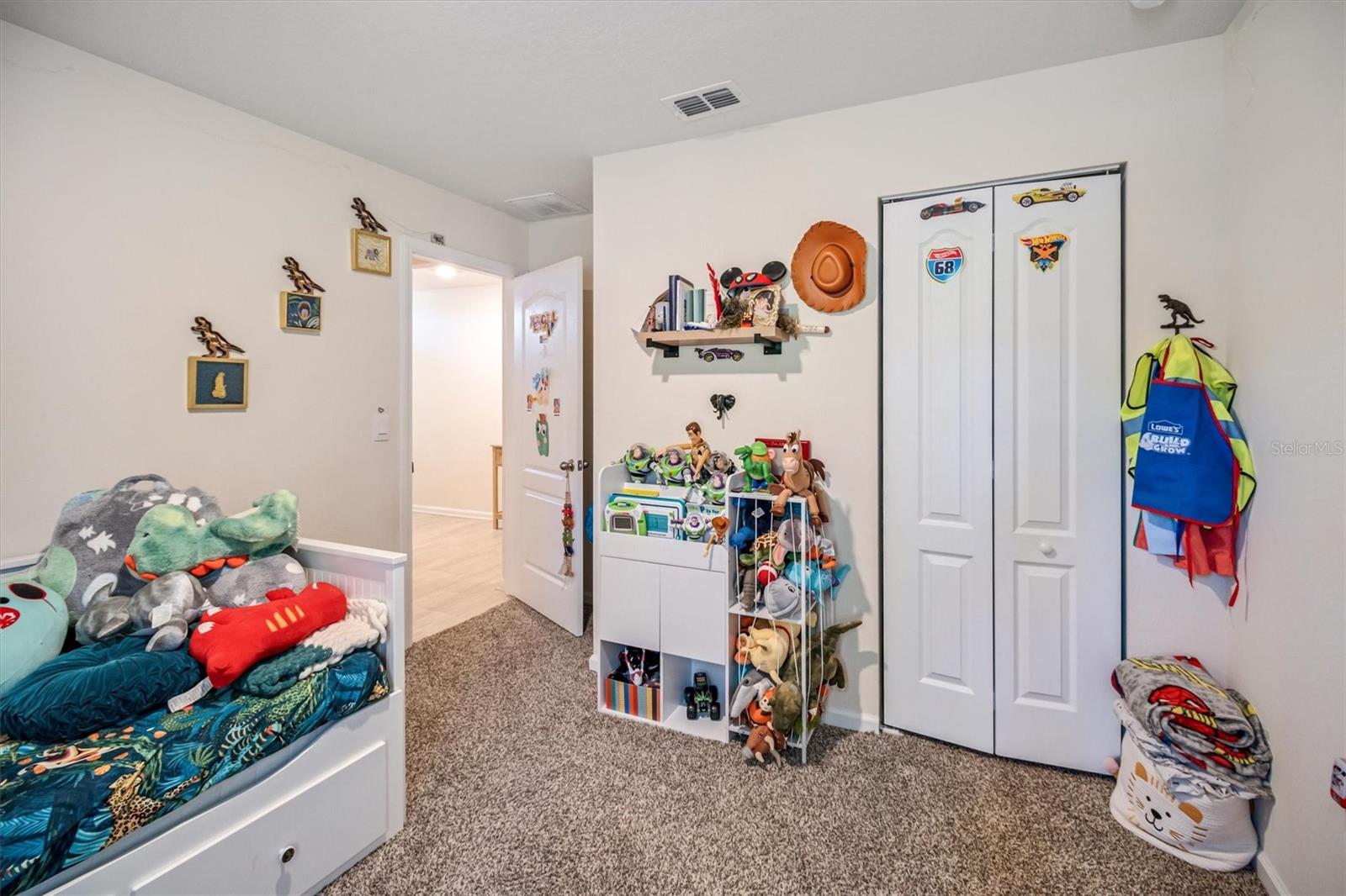 Image 15 of 36 For 176 Falcon Ridge