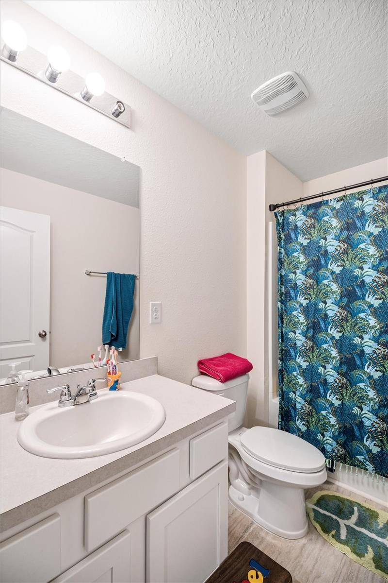 Image 16 of 36 For 176 Falcon Ridge