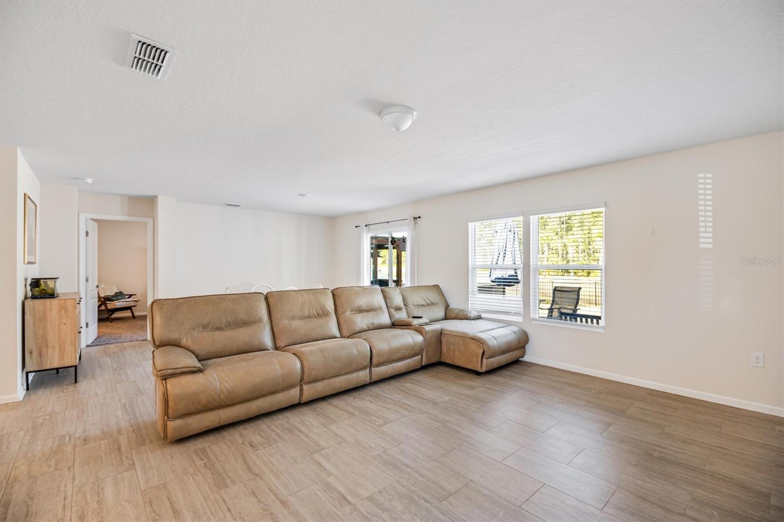 Image 24 of 36 For 176 Falcon Ridge