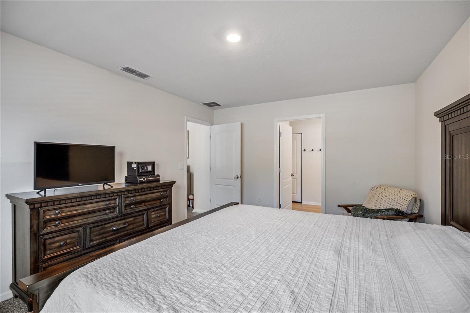 Image 28 of 36 For 176 Falcon Ridge