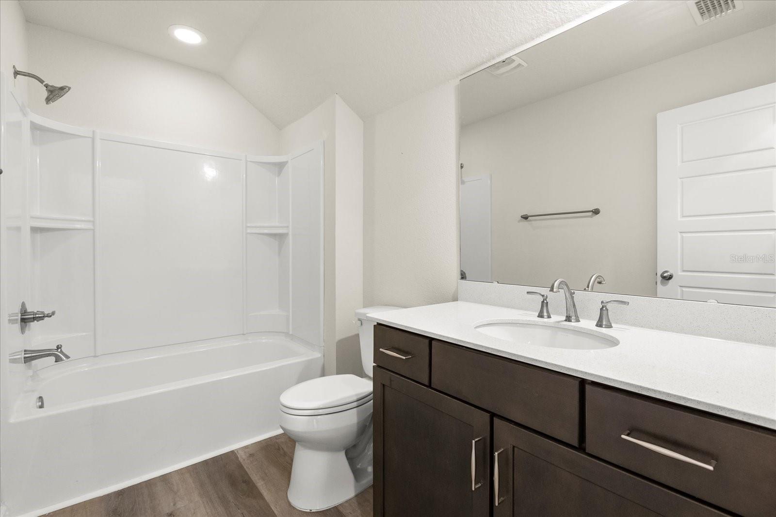 Image 20 of 41 For 22 Los Lagos Boulevard