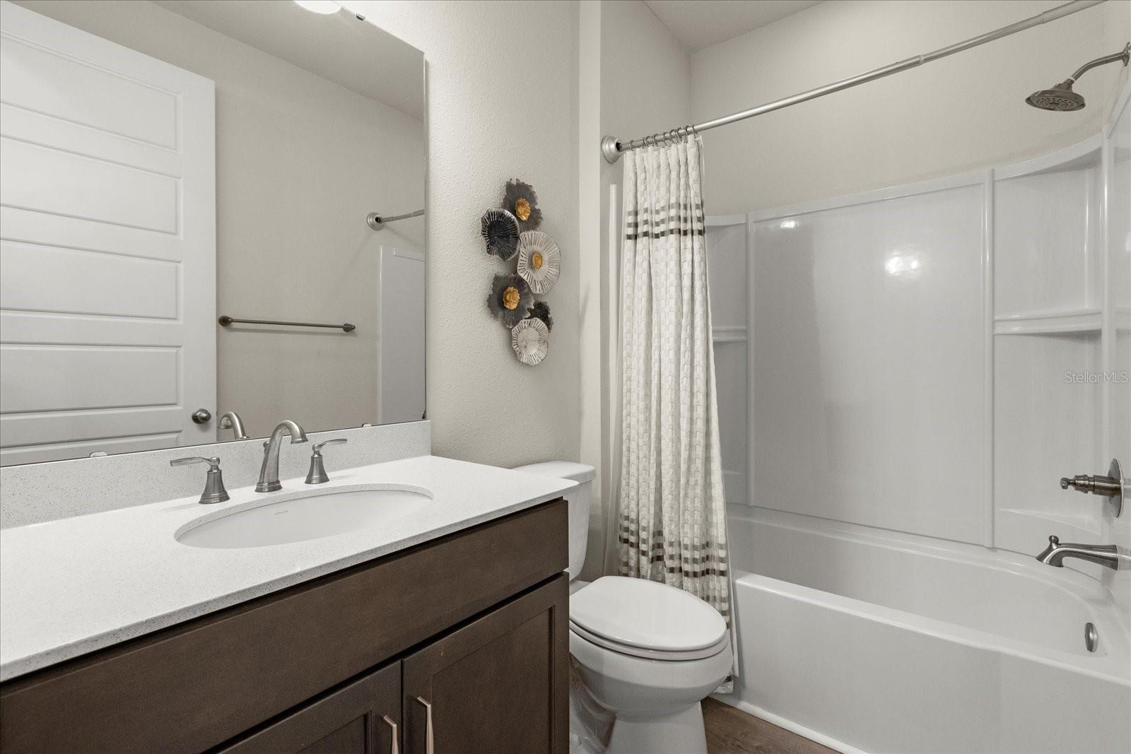 Image 25 of 41 For 22 Los Lagos Boulevard