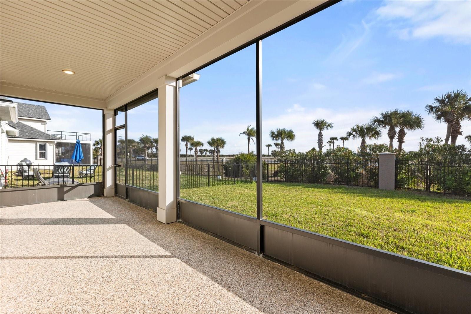 Image 29 of 41 For 22 Los Lagos Boulevard