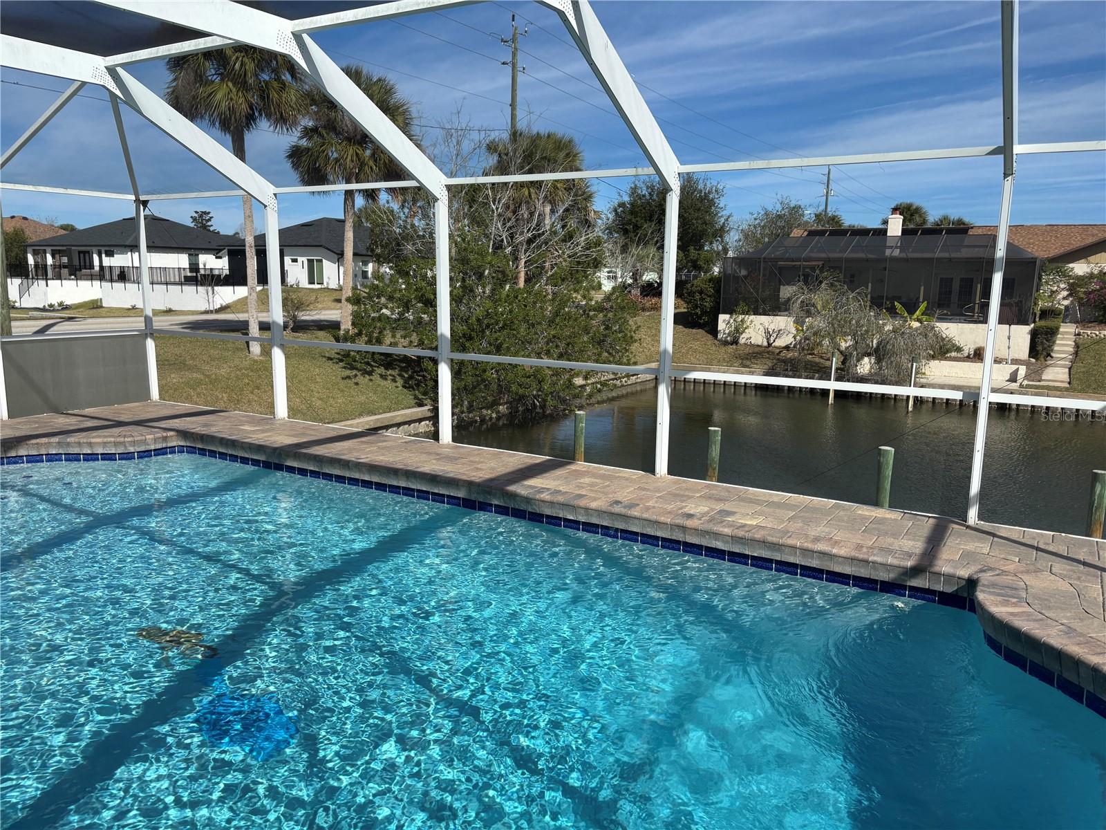 Image 2 of 30 For 1 Cloverdale Court S