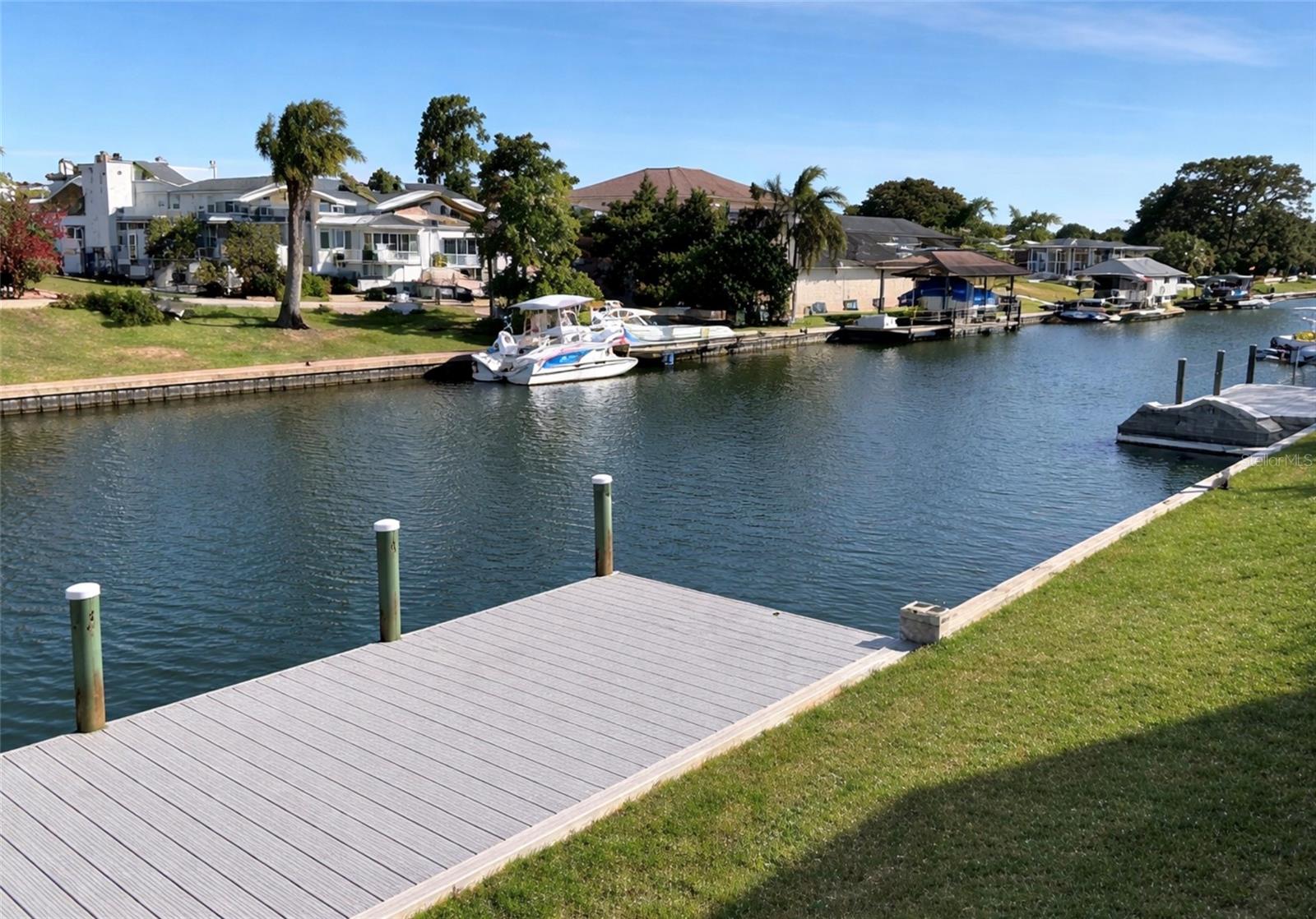 Image 3 of 30 For 1 Cloverdale Court S