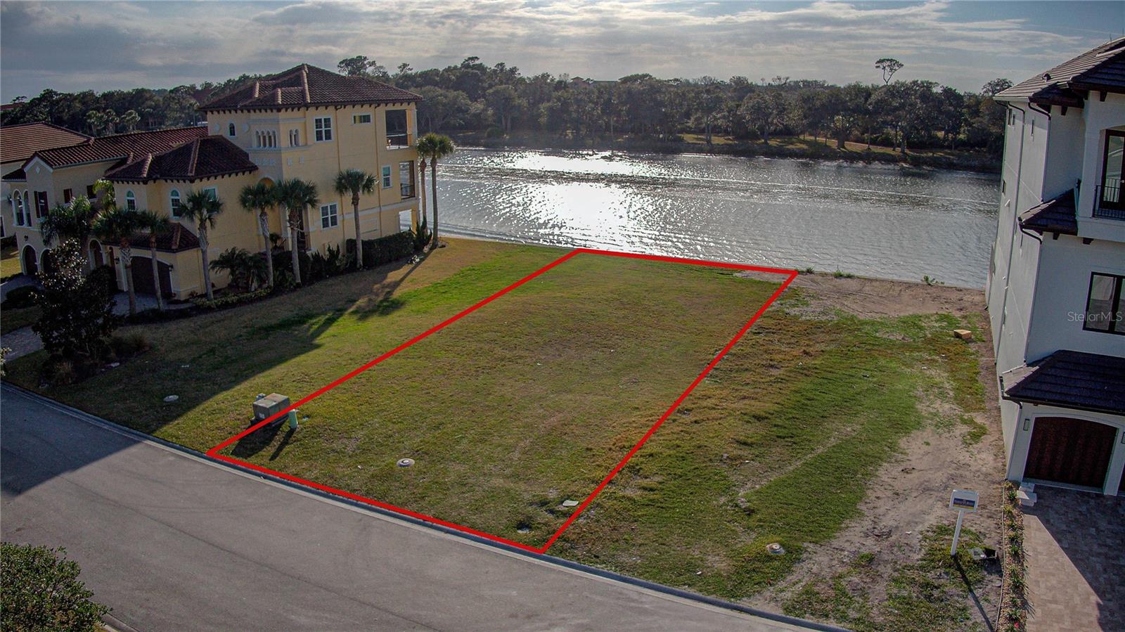 Image 5 of 12 For 276 Yacht Harbor Drive