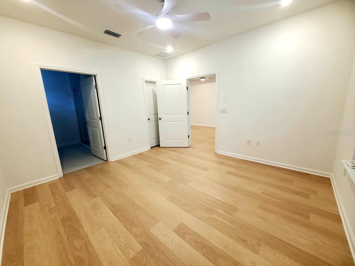 Image 11 of 25 For 231 Misty Harbor Trace