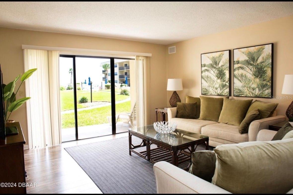 Image 3 of 44 For 2100 Ocean Shore Boulevard 1110