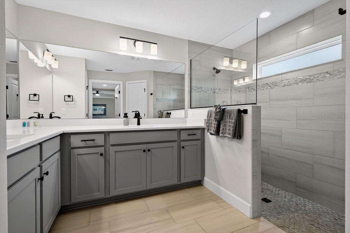 Image 21 of 48 For 5 Westover Lane