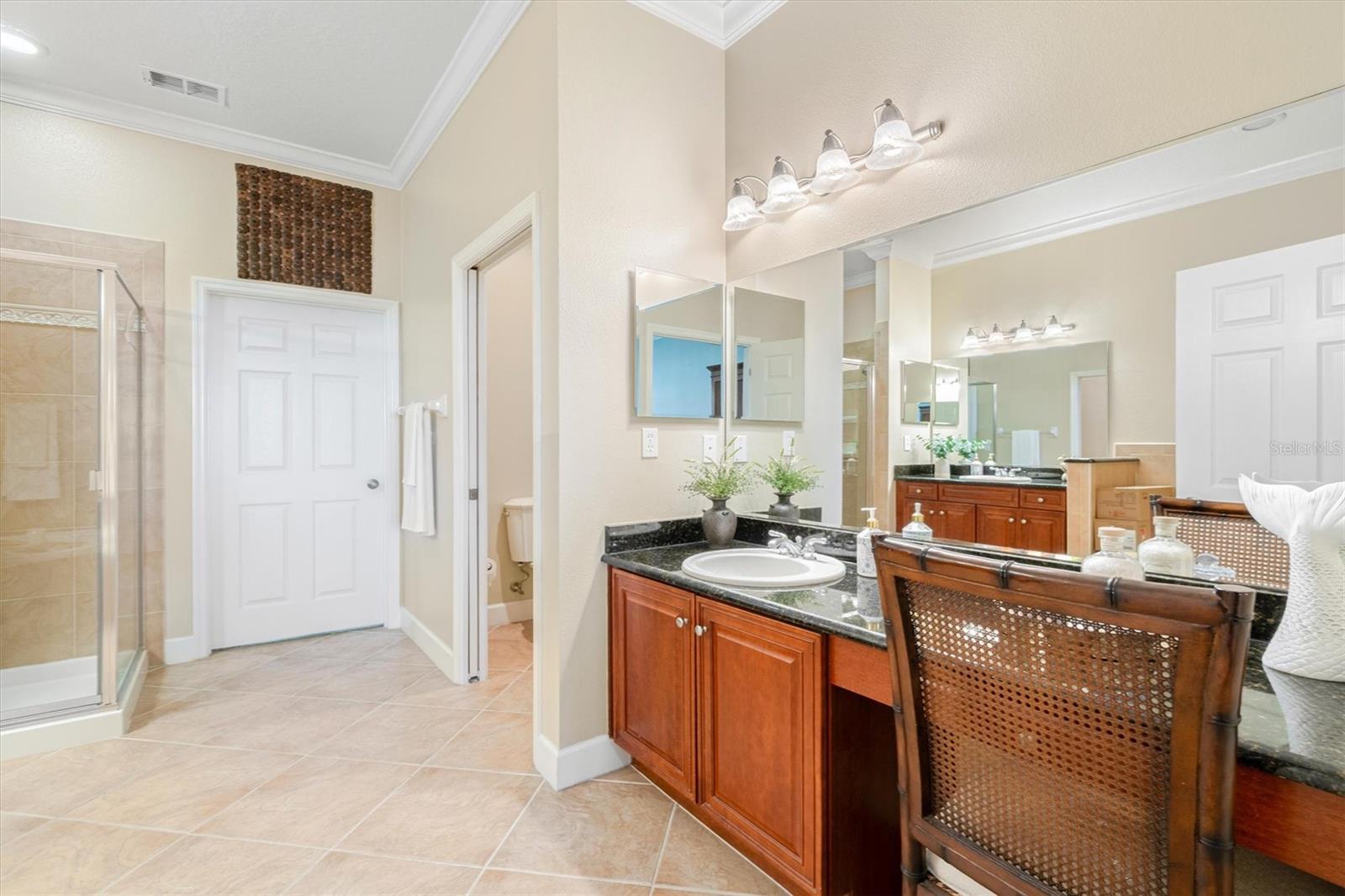 Image 17 of 47 For 200 Cinnamon Beach Way 141