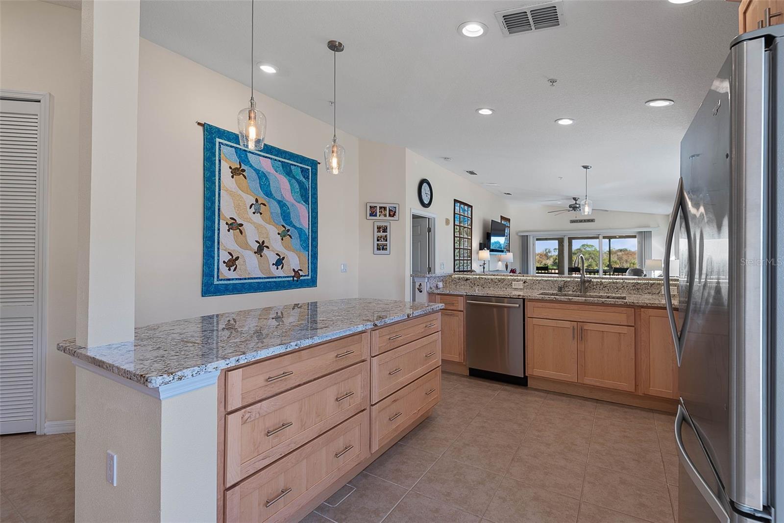 Image 20 of 100 For 700 Canopy Walk Lane 745