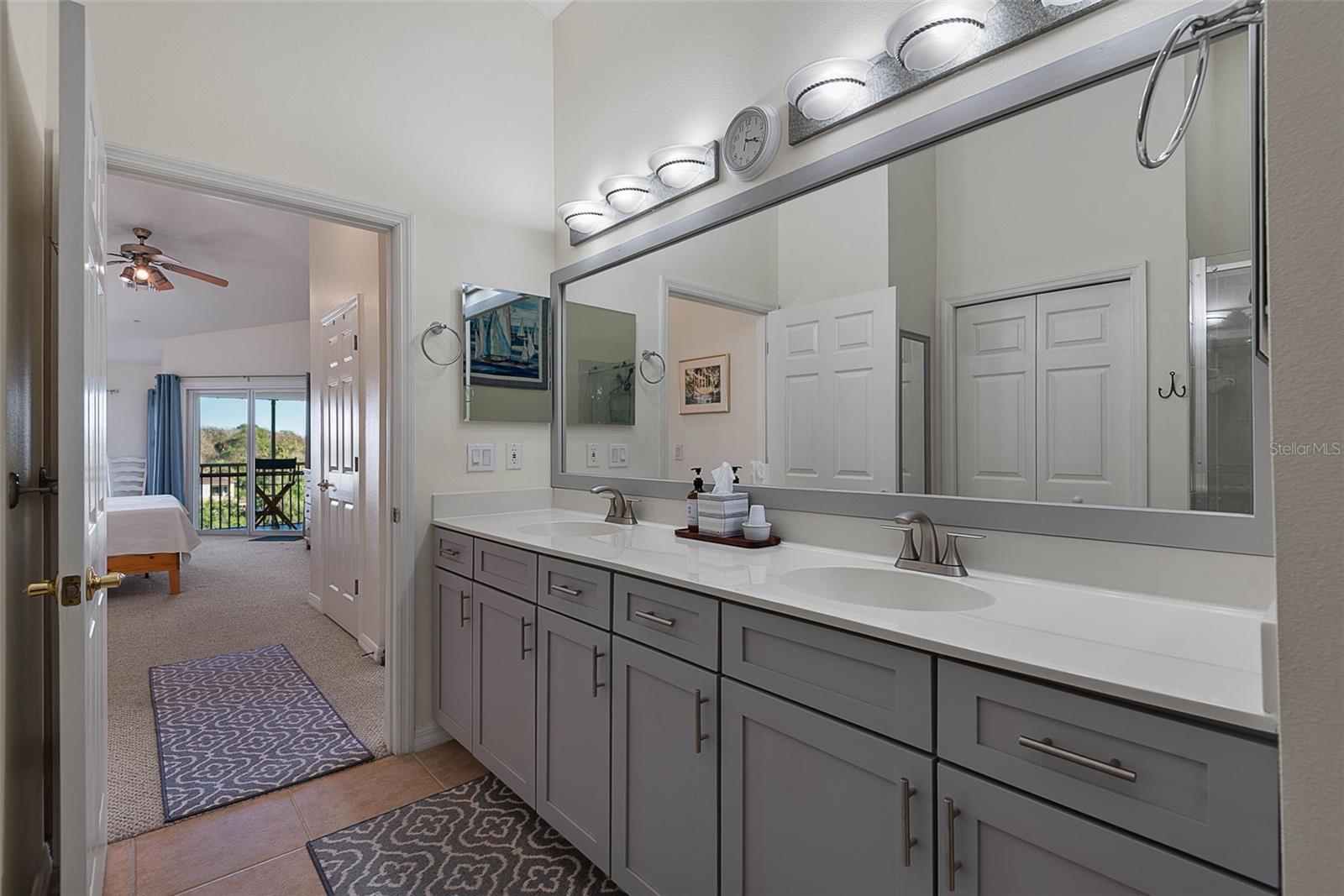 Image 38 of 100 For 700 Canopy Walk Lane 745