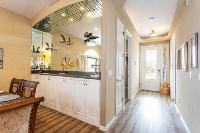 Image 11 of 49 For 497 Grandview Avenue