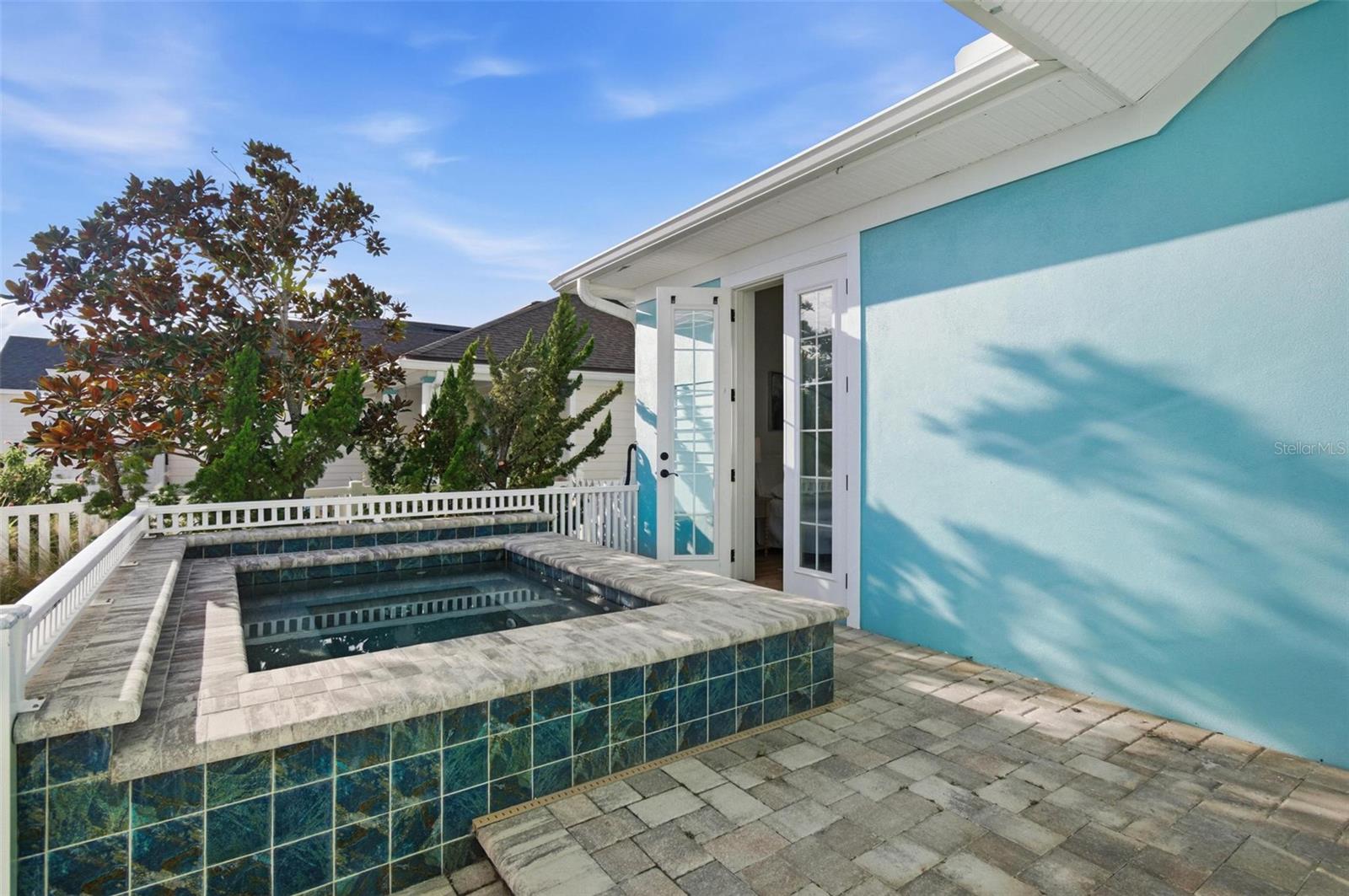 Image 22 of 41 For 25 Sandy Beach Way