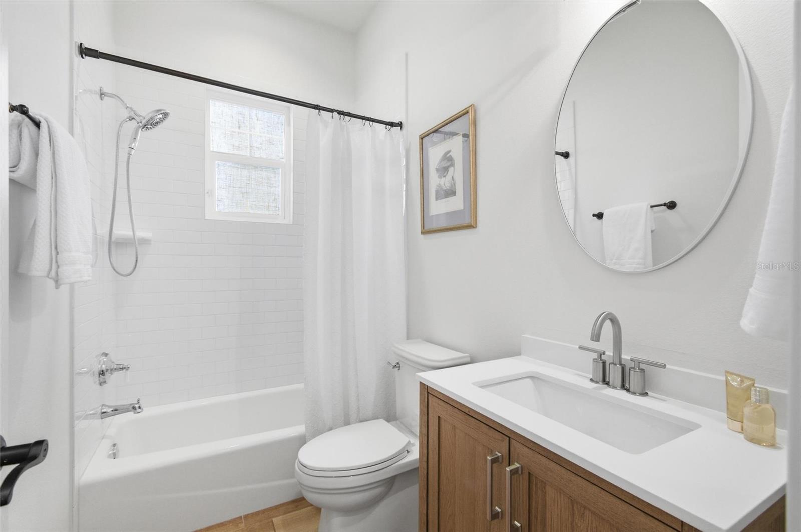 Image 25 of 41 For 25 Sandy Beach Way