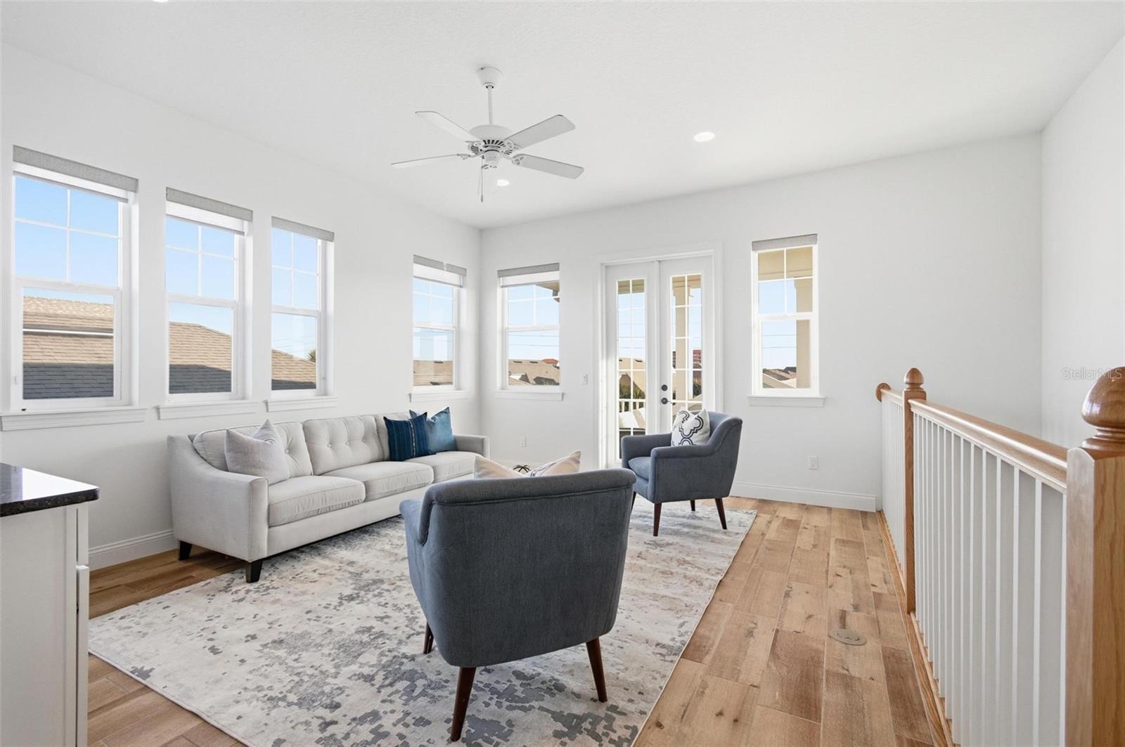 Image 27 of 41 For 25 Sandy Beach Way