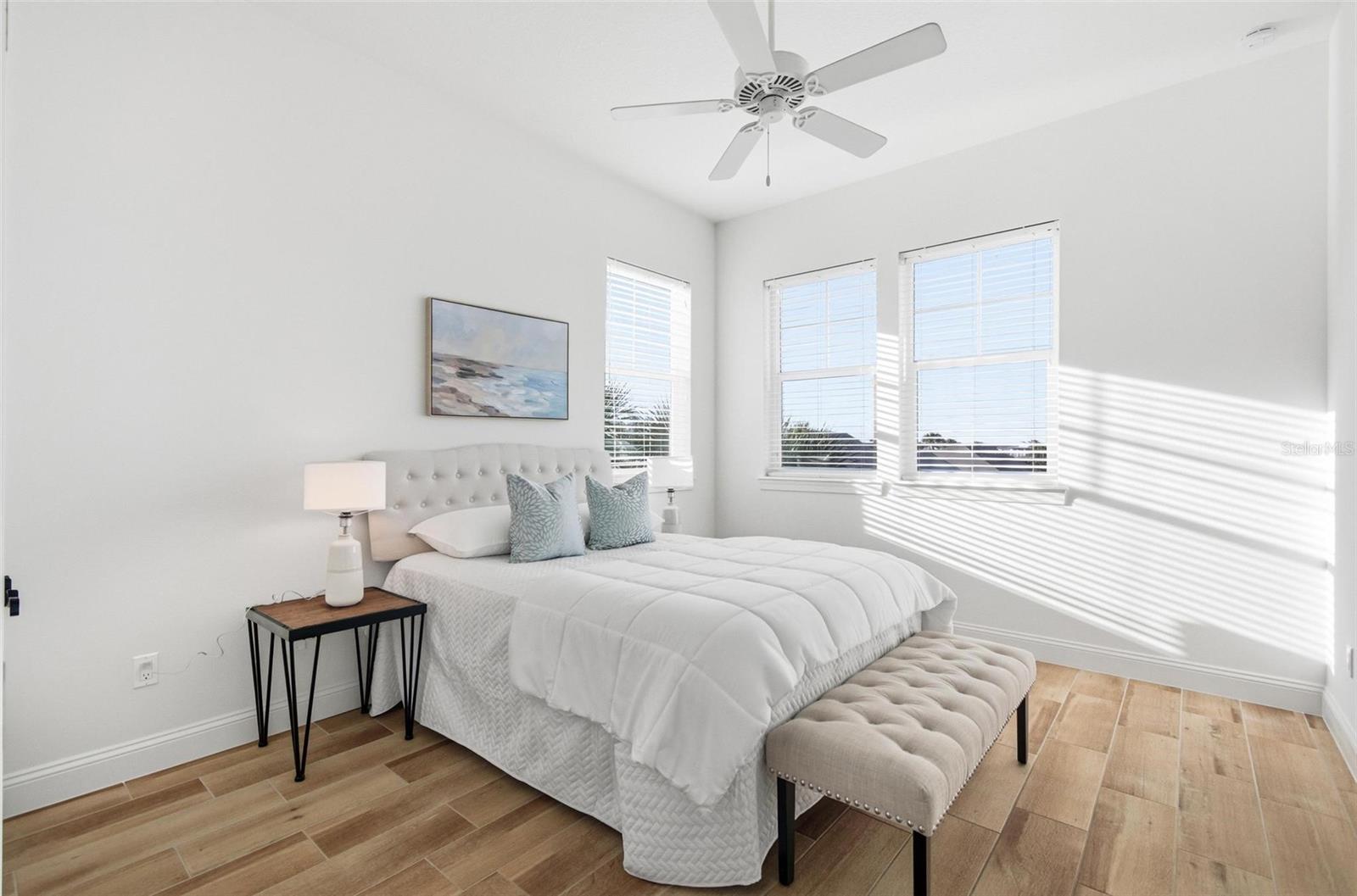 Image 32 of 41 For 25 Sandy Beach Way