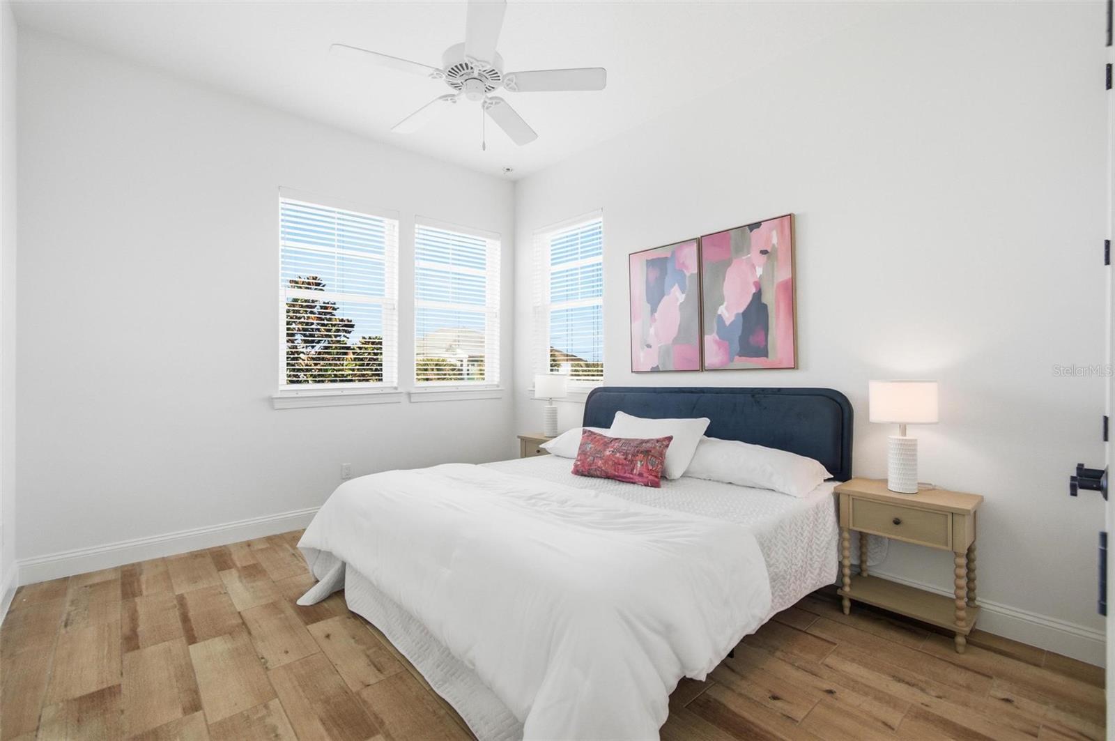 Image 34 of 41 For 25 Sandy Beach Way