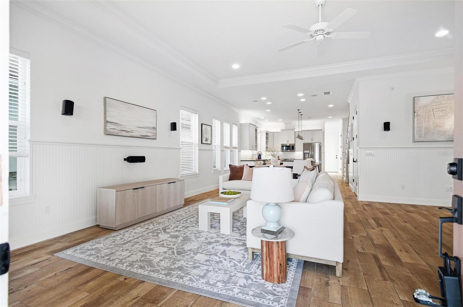 Image 5 of 41 For 25 Sandy Beach Way