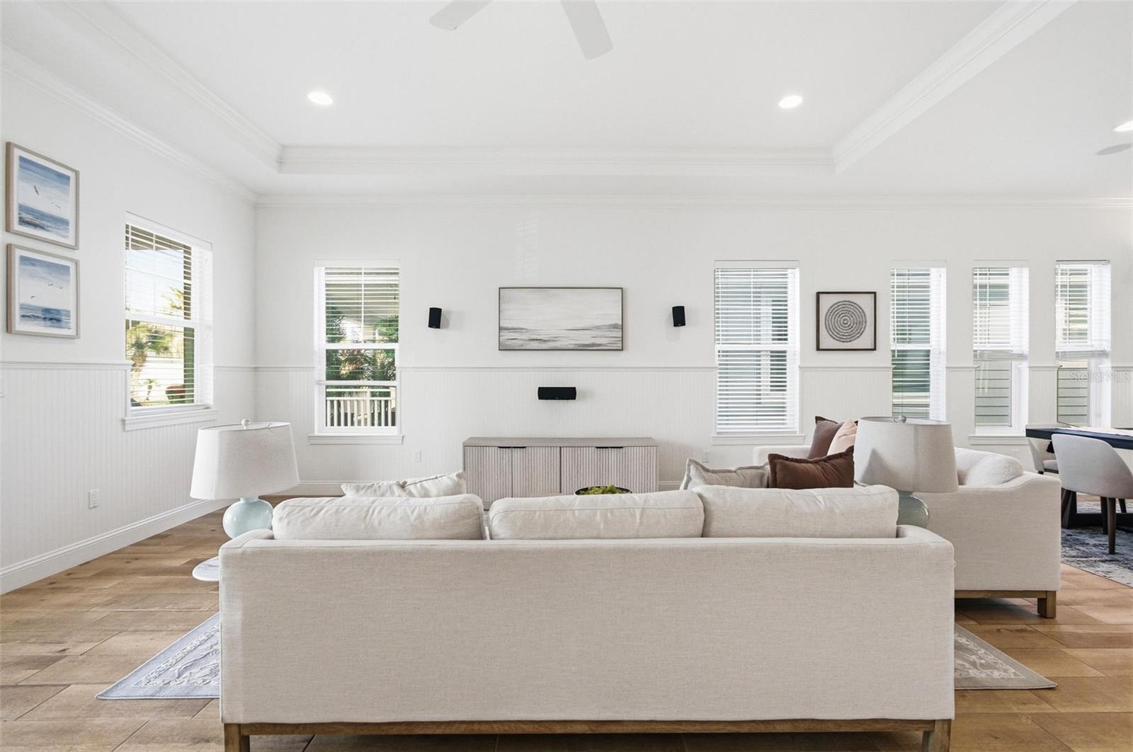 Image 7 of 41 For 25 Sandy Beach Way