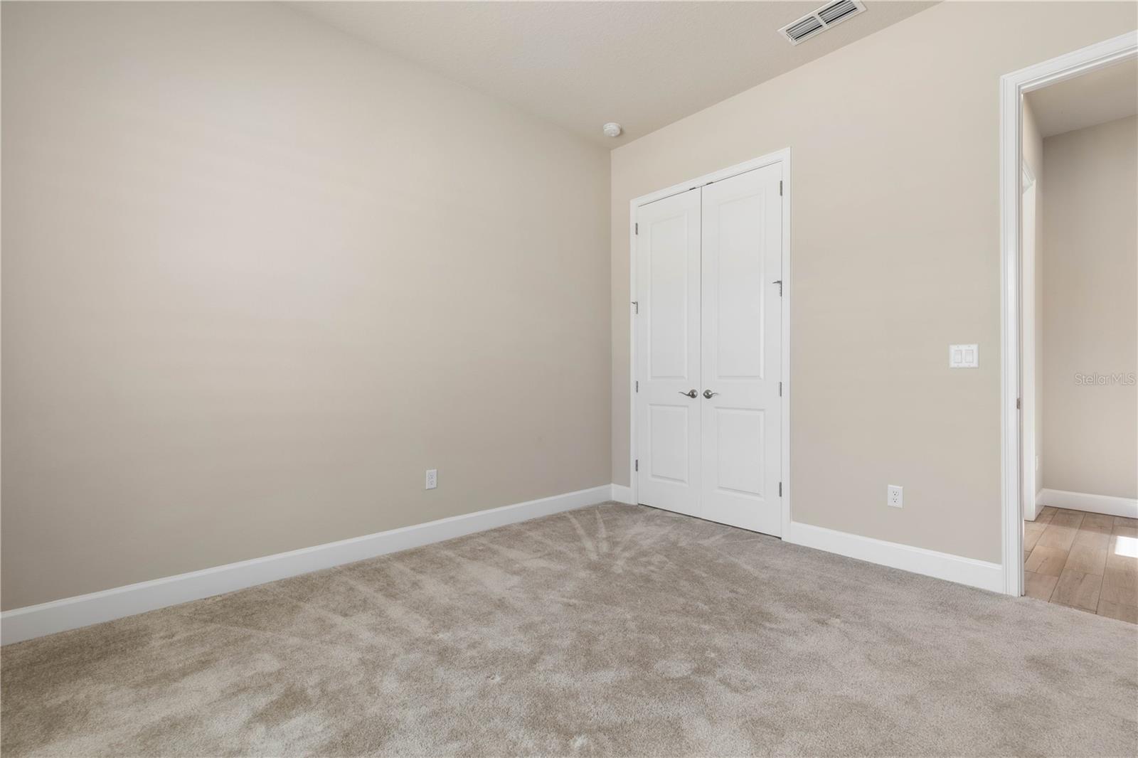 Image 50 of 79 For 661 Mahogany Run