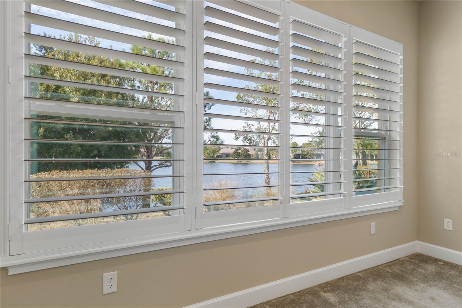 Image 6 of 79 For 661 Mahogany Run