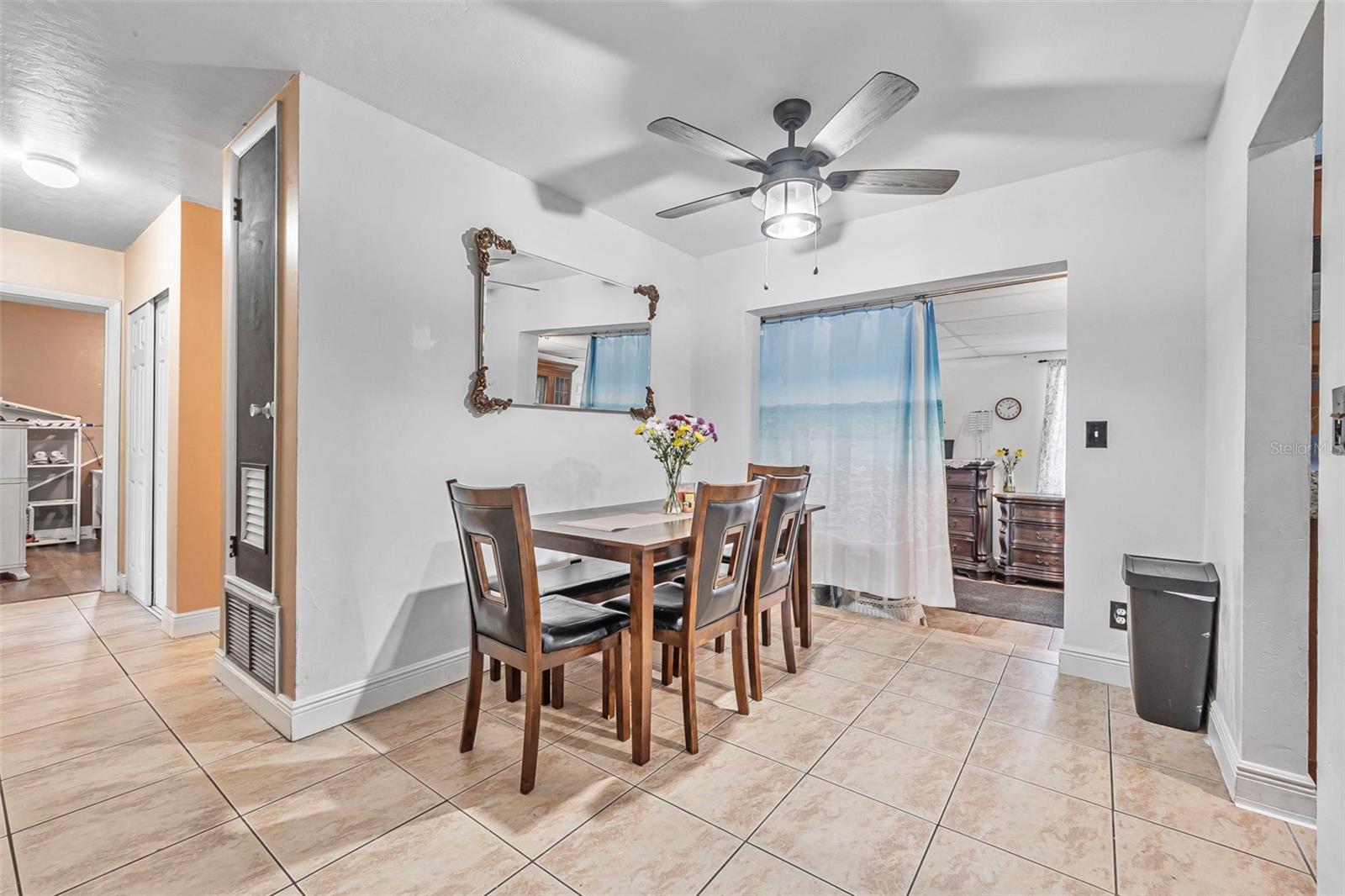 Image 7 of 35 For 1333 Lombardy Drive