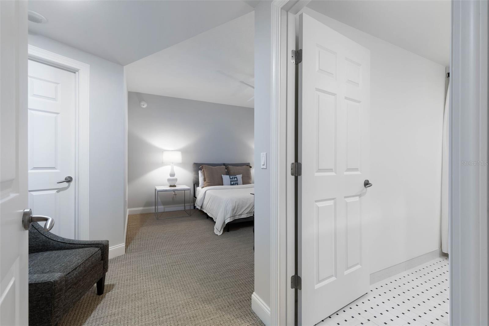 Image 34 of 95 For 19 Avenue De La Mer  405