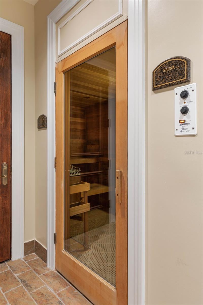 Image 65 of 95 For 19 Avenue De La Mer  405