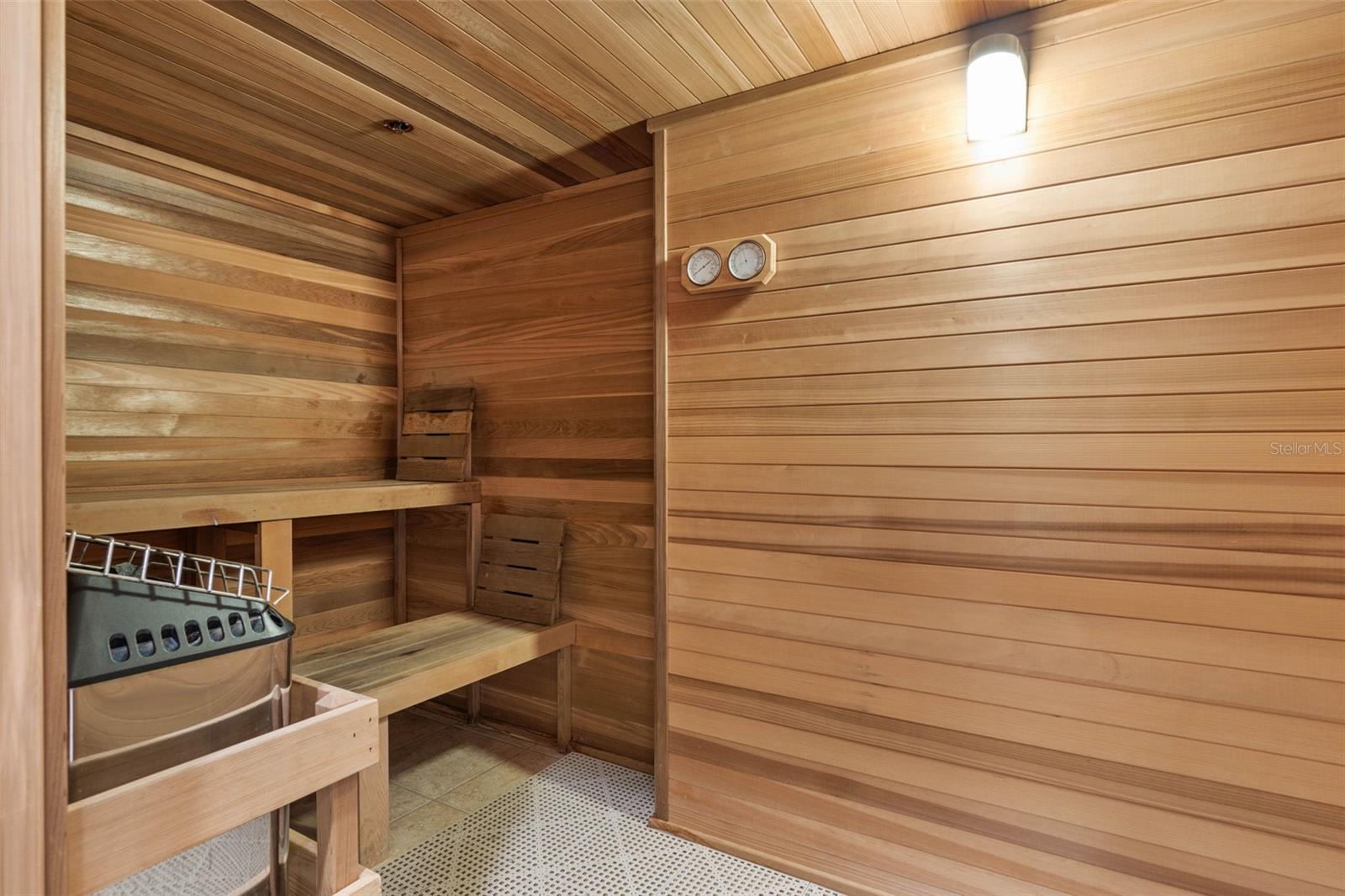 Image 66 of 95 For 19 Avenue De La Mer  405