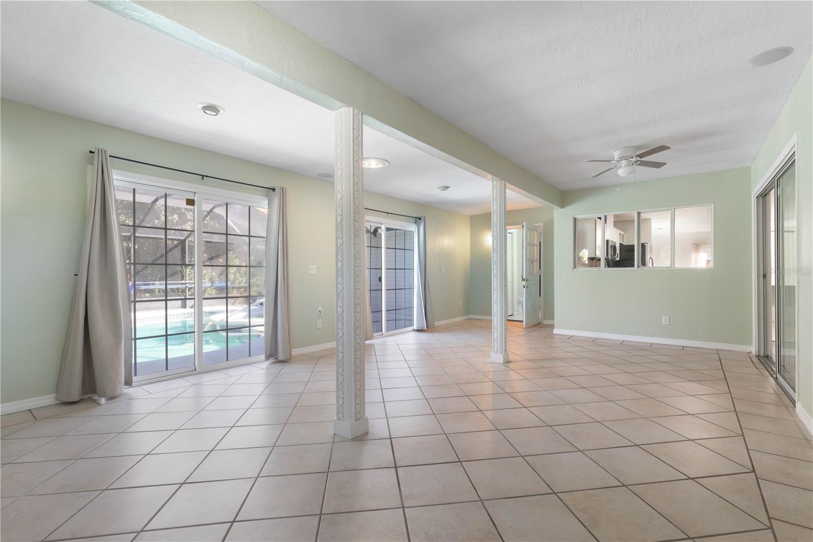 Image 21 of 63 For 104 White Hall Drive