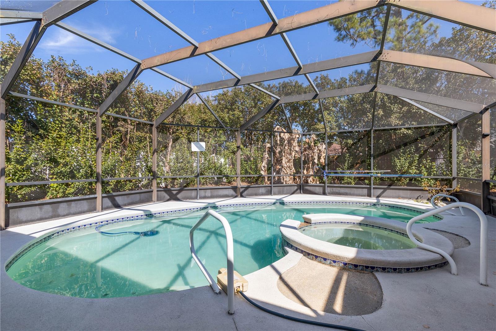 Image 24 of 63 For 104 White Hall Drive