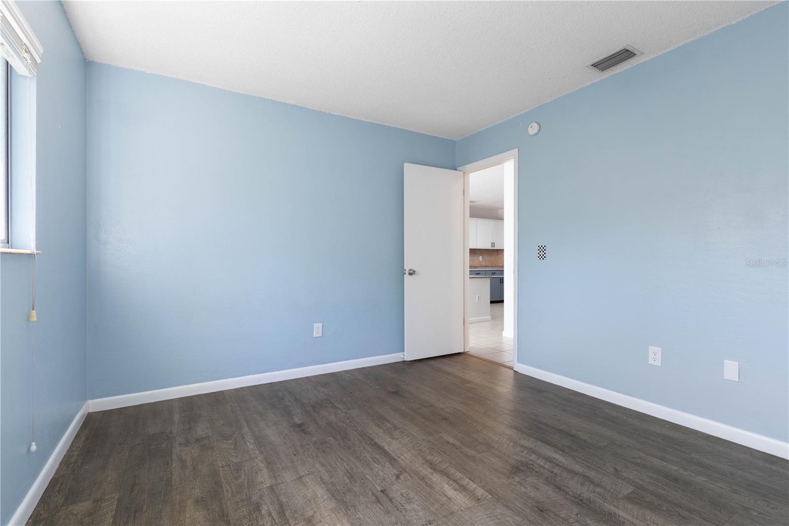 Image 35 of 63 For 104 White Hall Drive