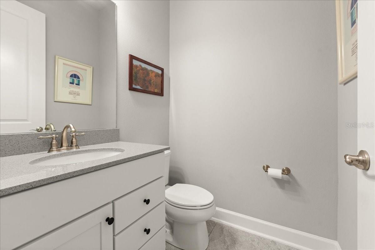 Image 29 of 69 For 827 Creekwood Drive