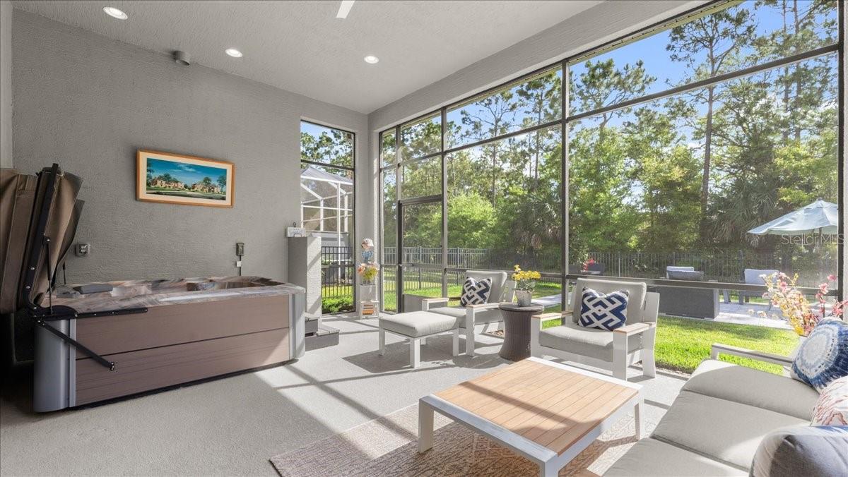 Image 32 of 69 For 827 Creekwood Drive