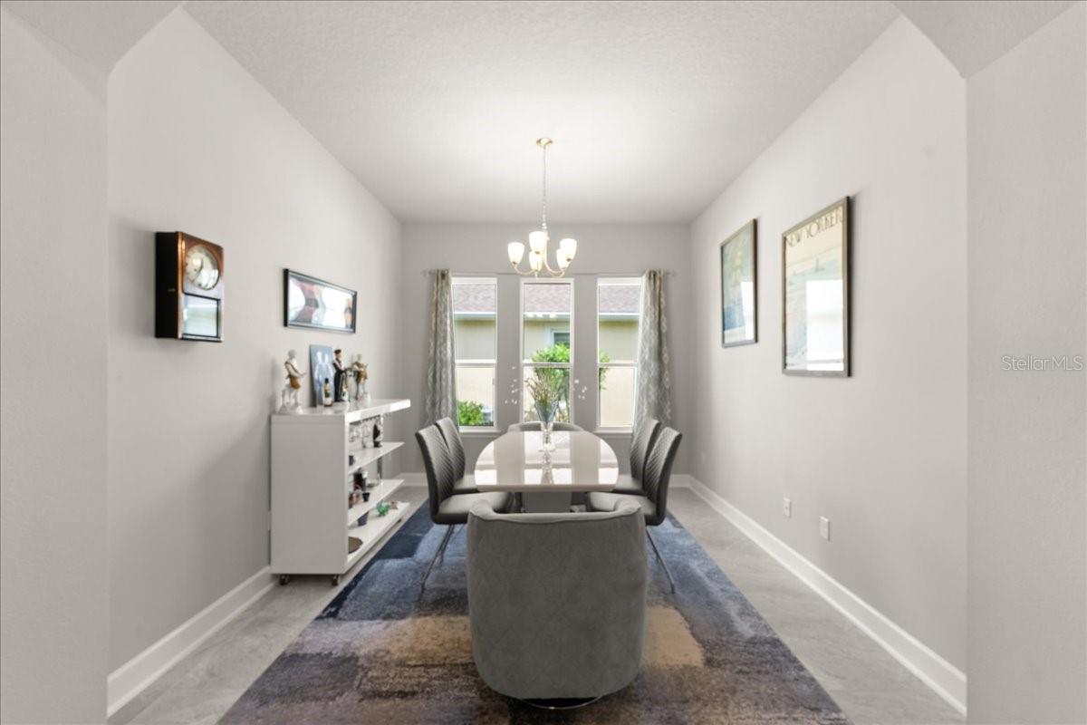 Image 5 of 69 For 827 Creekwood Drive