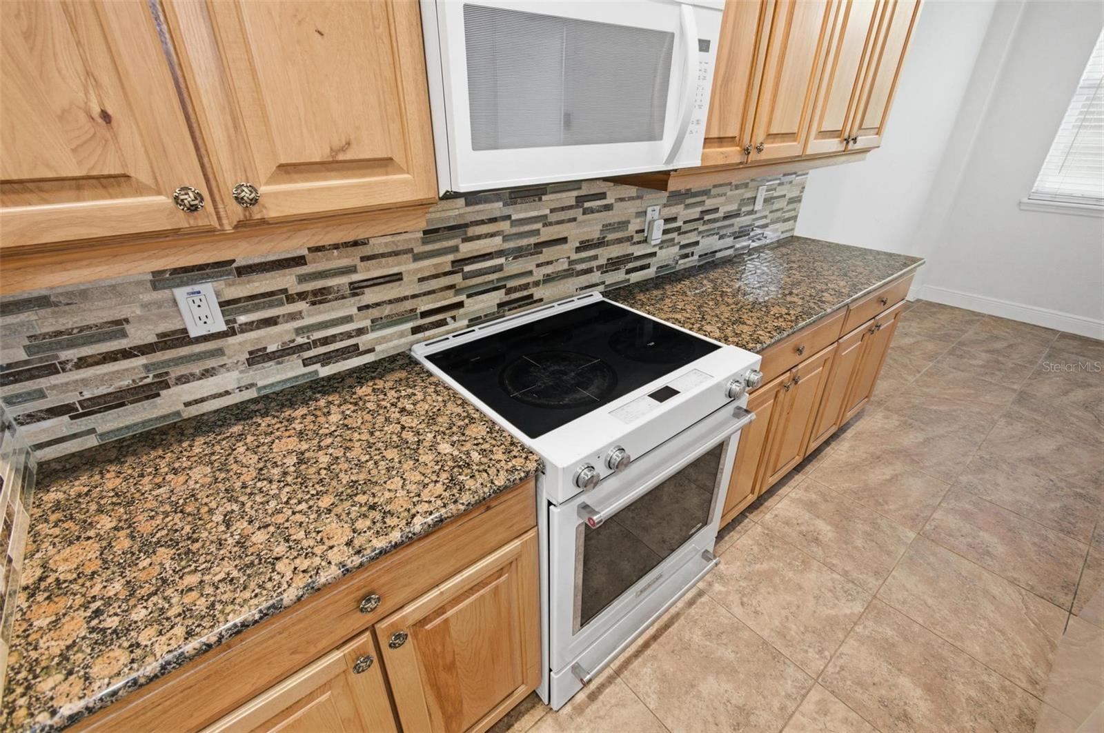 Image 18 of 54 For 60 Riverview Bend S 615