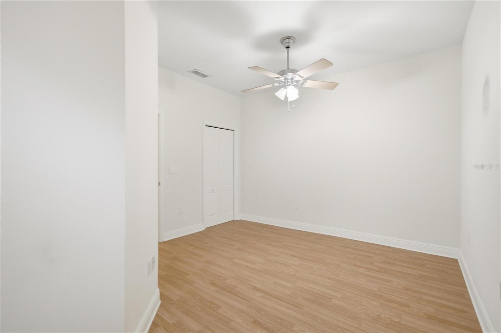 Image 41 of 54 For 60 Riverview Bend S 615