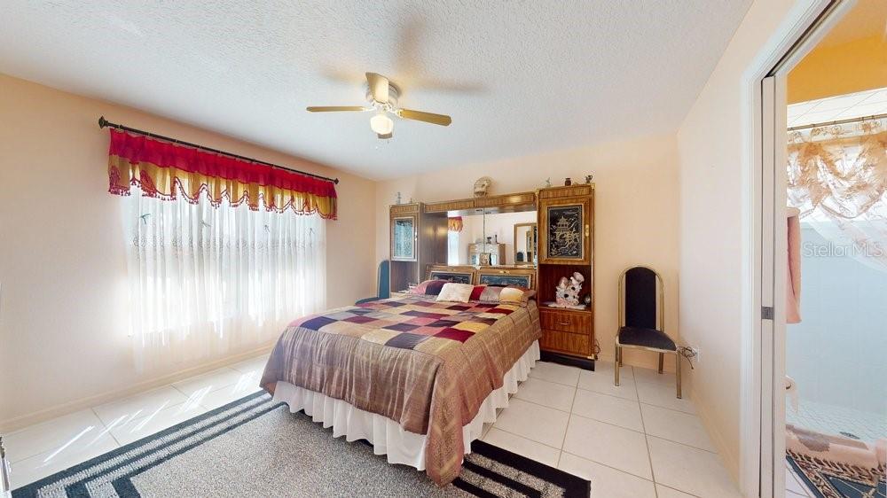 Image 16 of 23 For 158 Fenimore Lane A&b