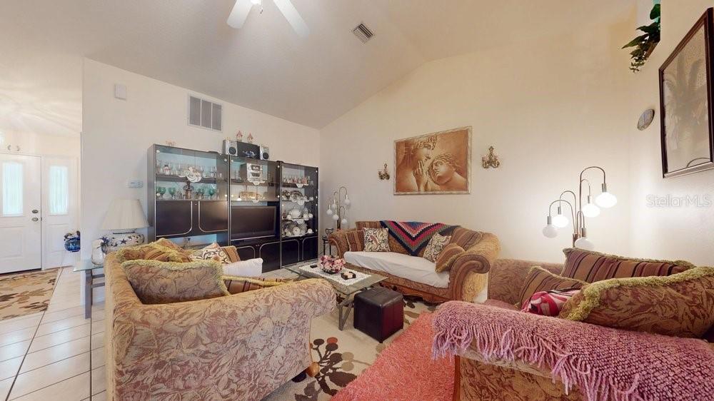 Image 3 of 23 For 158 Fenimore Lane A&b