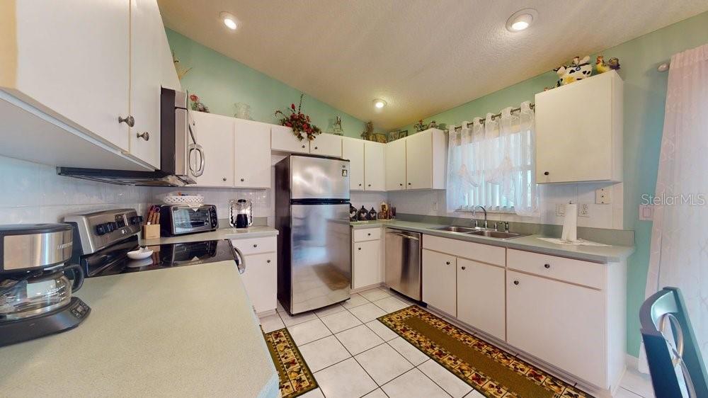 Image 9 of 23 For 158 Fenimore Lane A&b