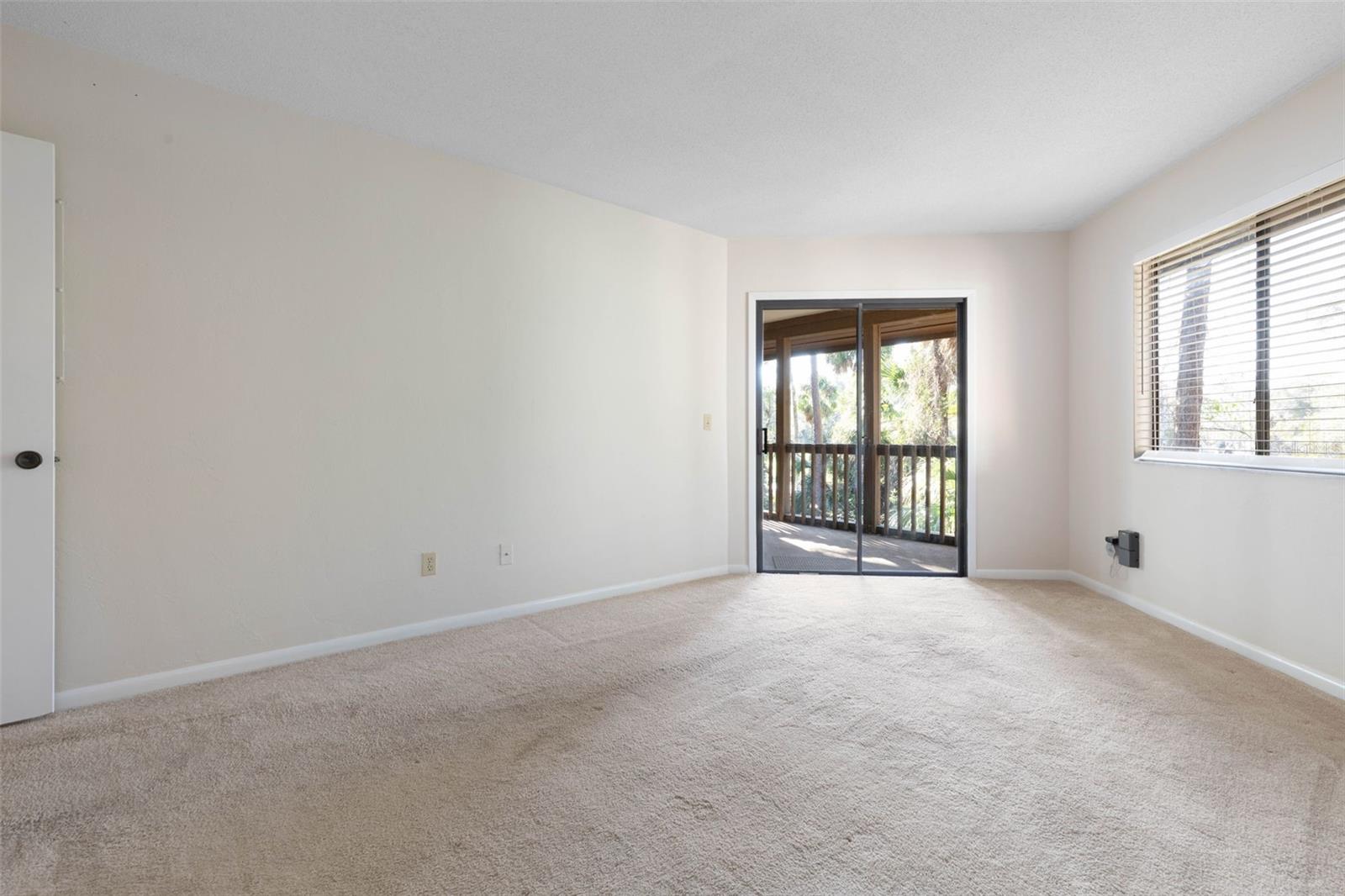 Image 20 of 53 For 6 Greenbriar Court 6