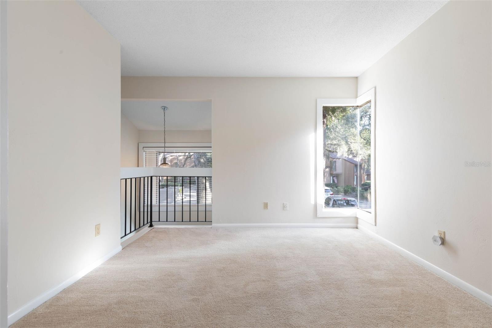 Image 9 of 53 For 6 Greenbriar Court 6