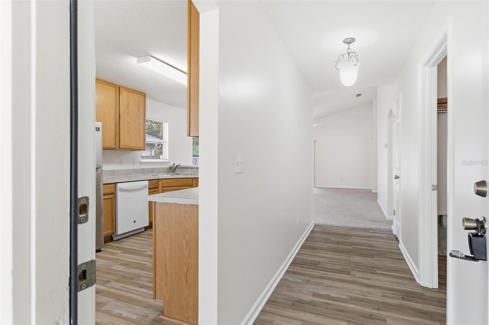 Image 10 of 57 For 2537 Blackstone Court